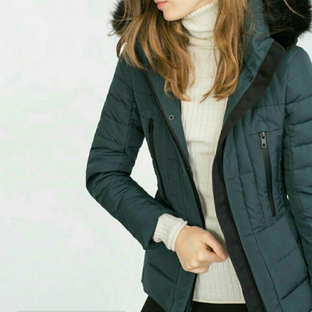 Women's Puffer Jacket (free with 50 dollar purchase)